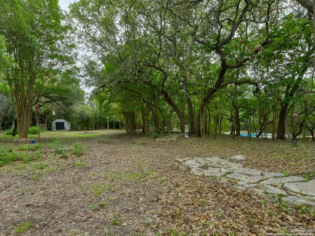 $2,250,000 | 109 A Ammann Road, Boerne, TX 78015