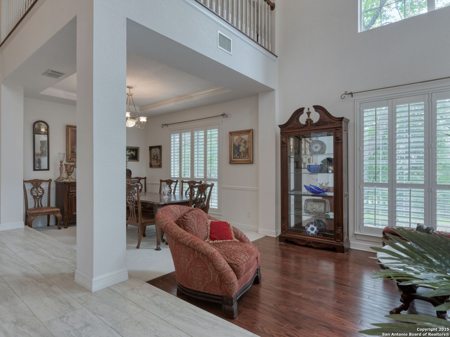 109 A Ammann Road Boerne, TX 78015 - Photo 10 of 67 a living room with furniture and a wooden floor
