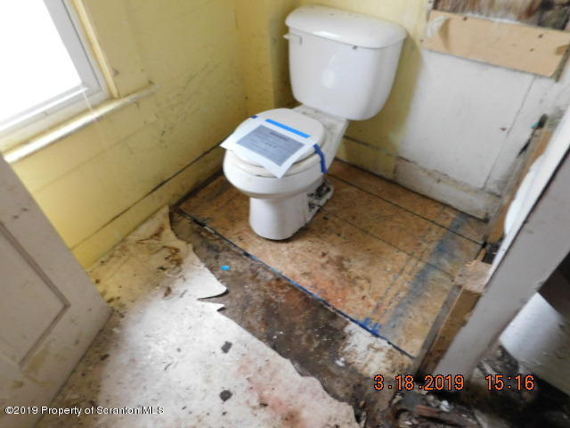 963 Providence Road Scranton, PA 18508 - Photo 16 of 16 Gallery Image 16