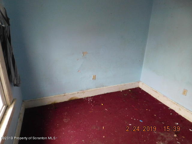 963 Providence Road Scranton, PA 18508 - Photo 8 of 16 Gallery Image 8