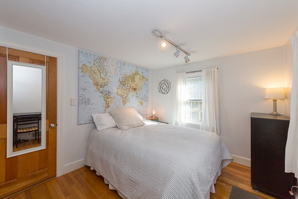 94 Robbins Road Arlington, MA 02476 - Photo 20 of 30 Gallery Image 20