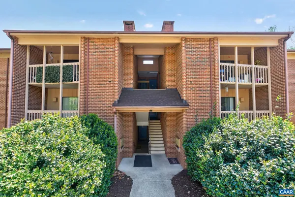 $269,000 | 110 Turtle Creek Road, Unit 6, Charlottesville, VA 22901