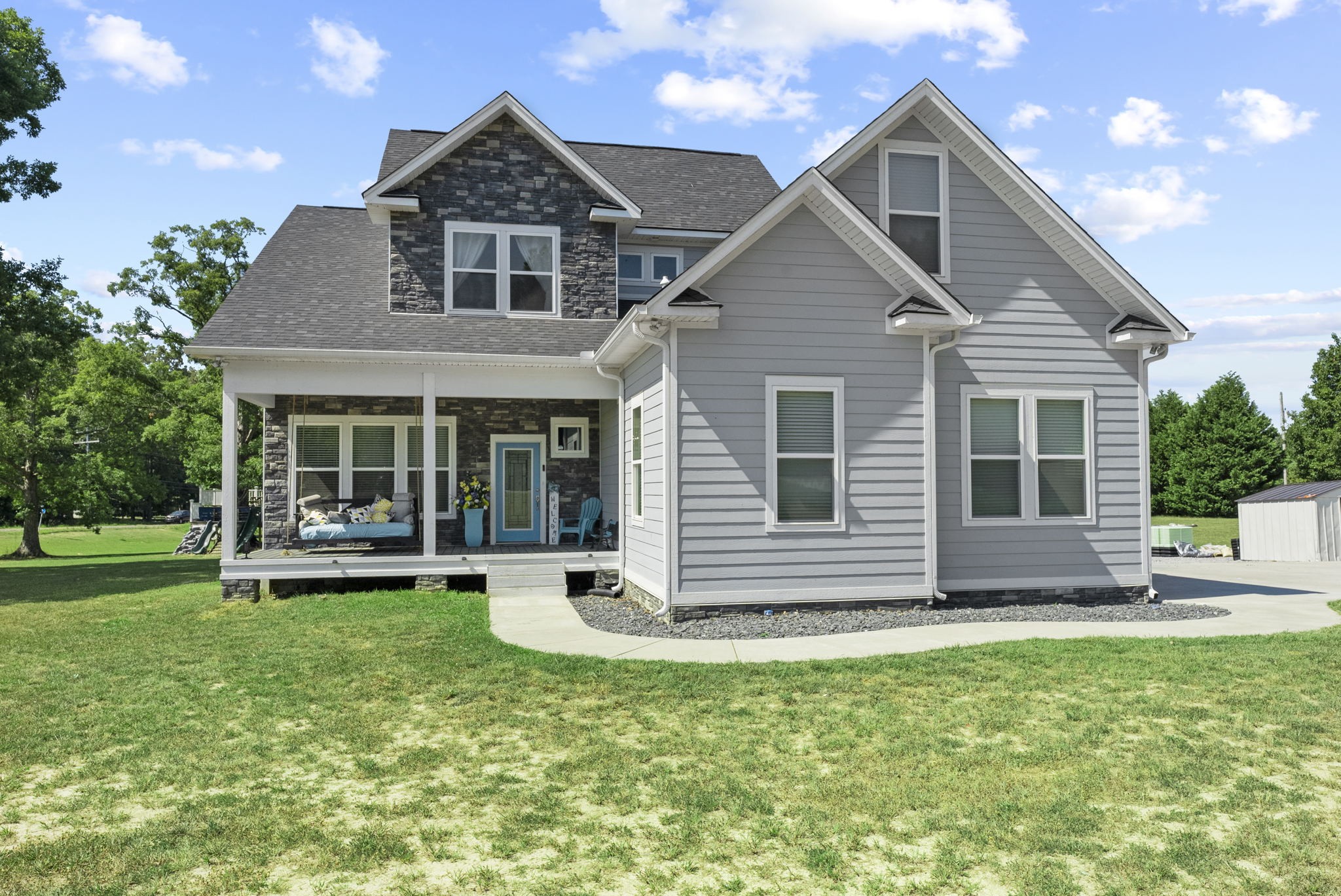 4217 Sandy Springs Road Springfield, TN 37172 - Photo 2 of 50 a front view of a house with a yard
