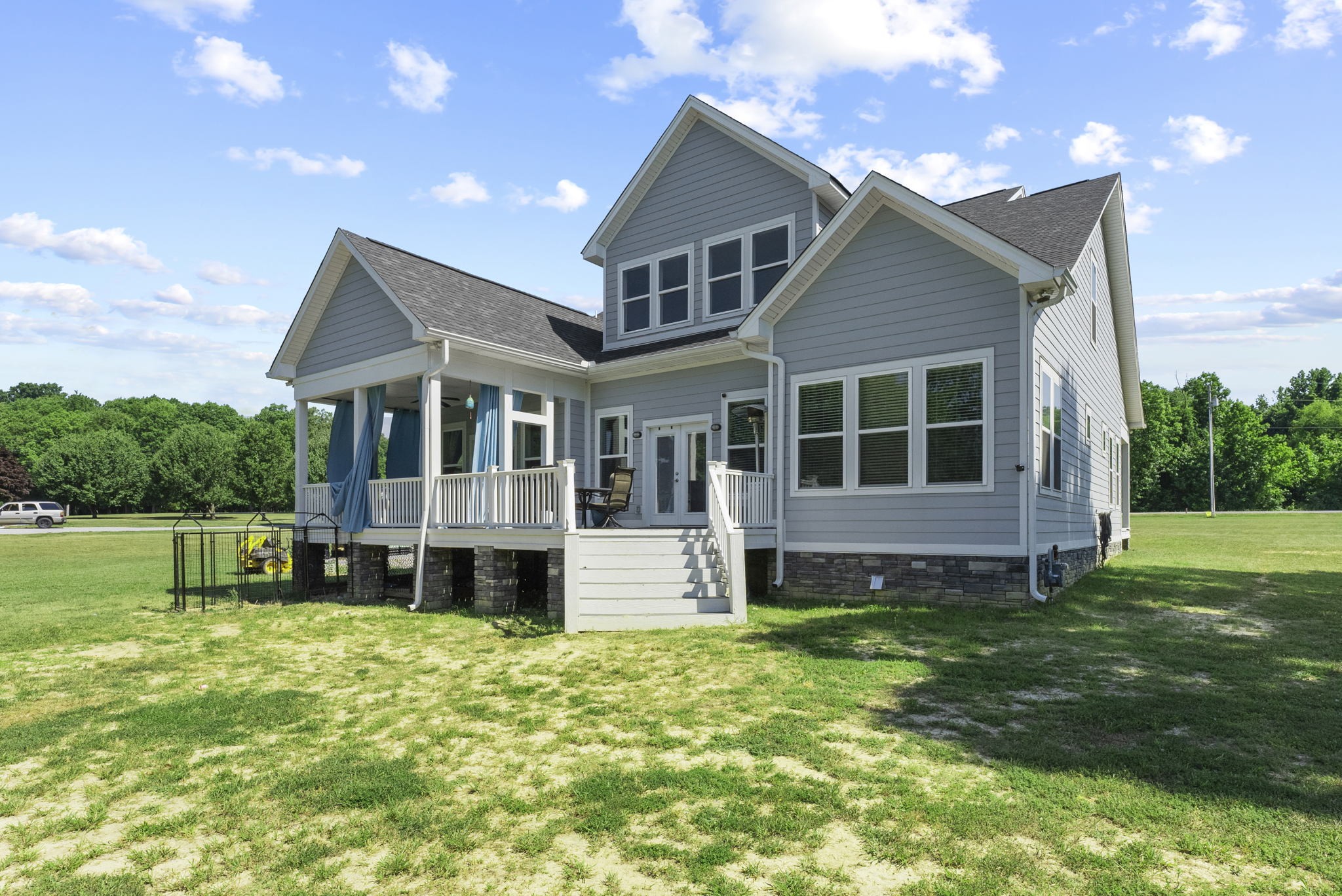 4217 Sandy Springs Road Springfield, TN 37172 - Photo 43 of 50 a front view of a house with a yard