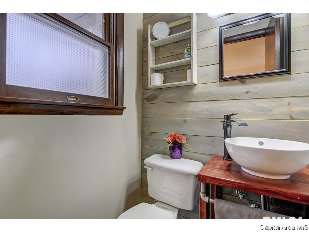 18554 Sunny Acres Road Petersburg, IL 62675 - Photo 22 of 32 Gallery Image 22