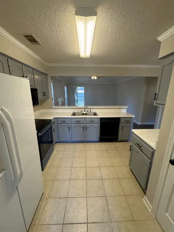 $1,600 | 2271 Lake Springs Lane, Cordova, TN 38016