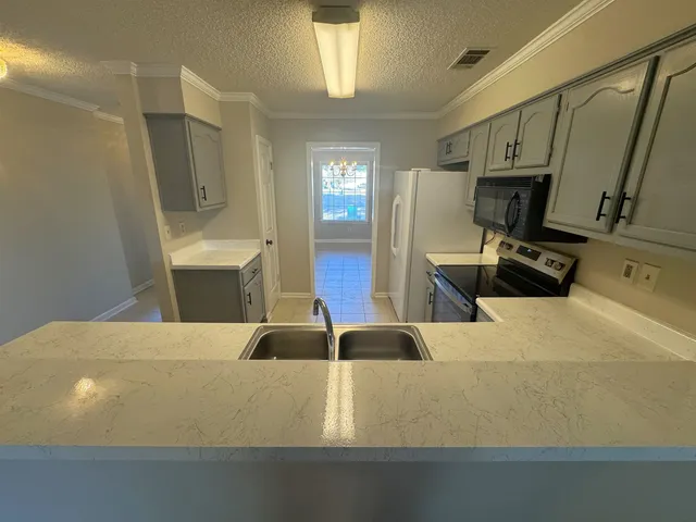 $1,600 | 2271 Lake Springs Lane, Cordova, TN 38016