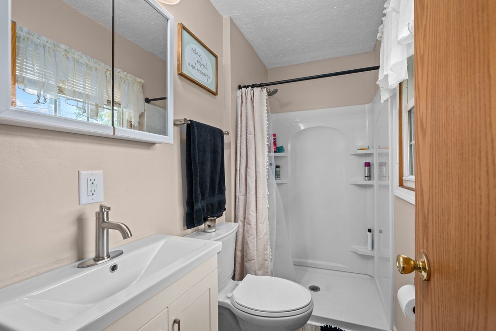 1418 19th Avenue Silvis, IL 61282 - Photo 25 of 38