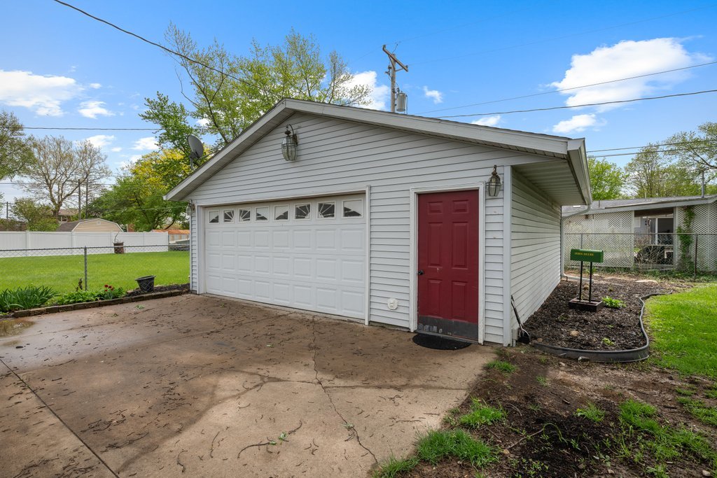 1418 19th Avenue Silvis, IL 61282 - Photo 35 of 38