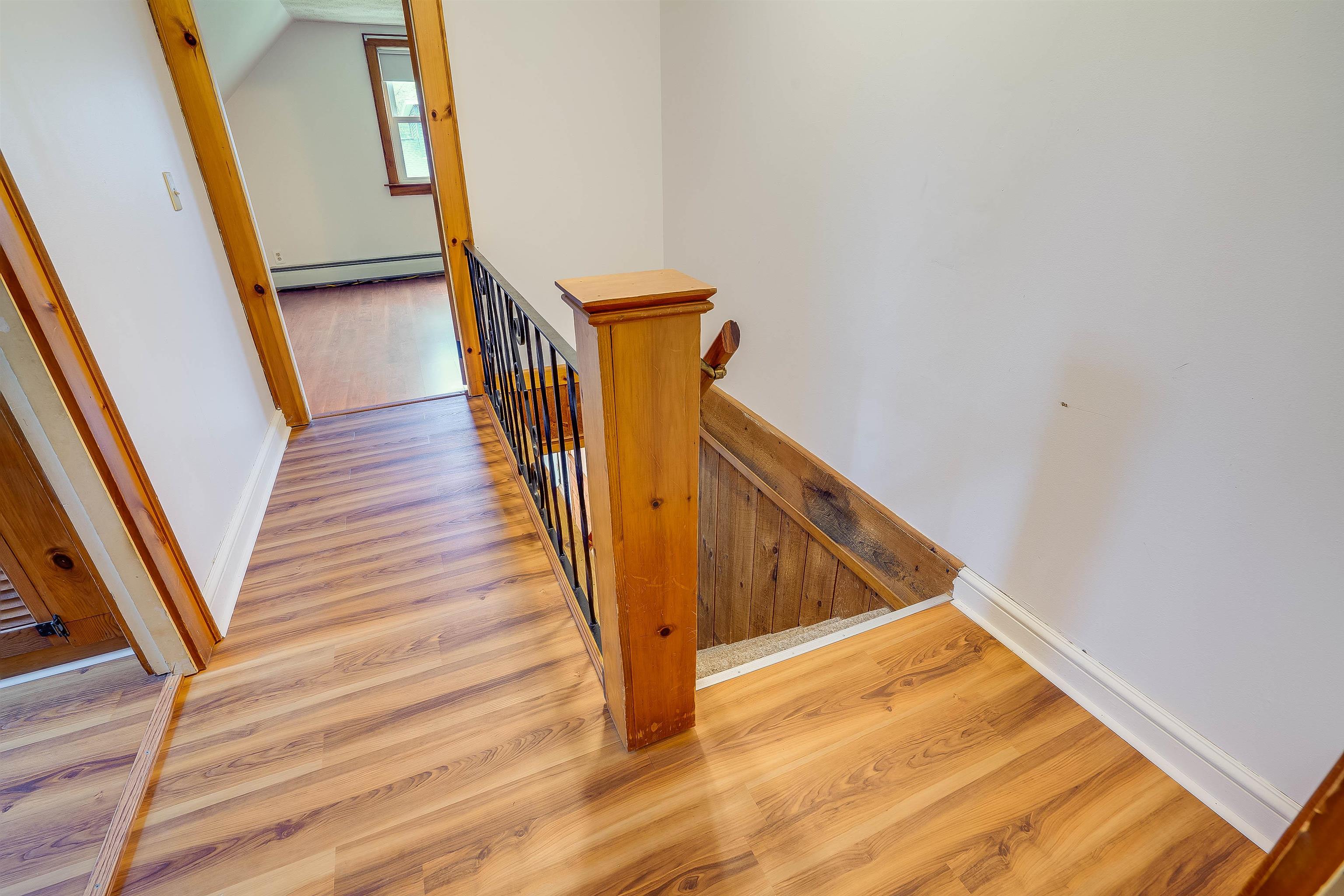 36 Shirley Hill Road Manchester, NH 03102 - Photo 6 of 26