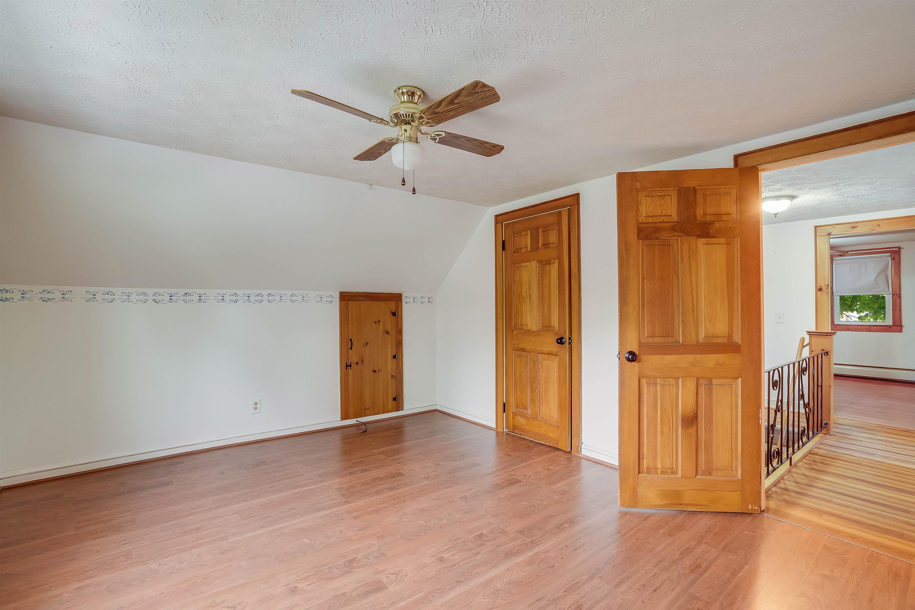 36 Shirley Hill Road Manchester, NH 03102 - Photo 8 of 26
