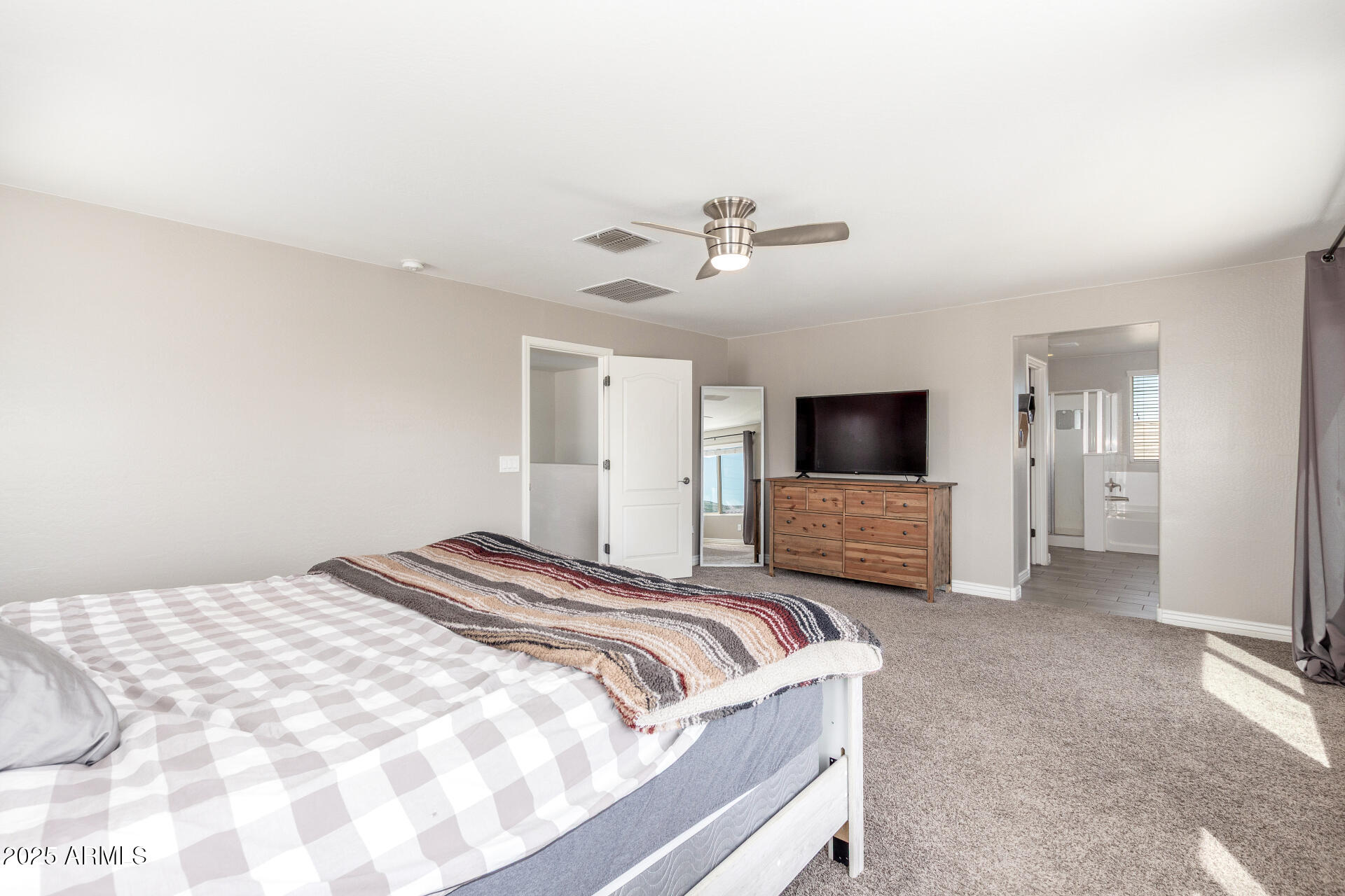 2765 East Gillcrest Road Gilbert, AZ 85298 - Photo 16 of 40 21 Gillcrest