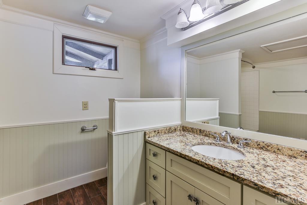 112 Laurel Heights Road Highlands, NC 28741 - Photo 21 of 35 Gallery Image 21