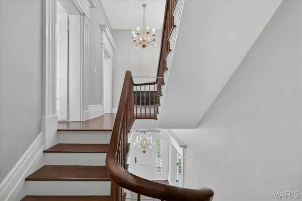 $620,000 | 720 Grove Street, Alton, IL 62002