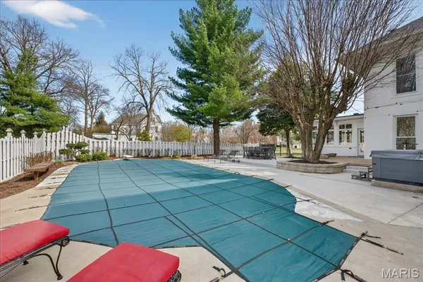 $620,000 | 720 Grove Street, Alton, IL 62002
