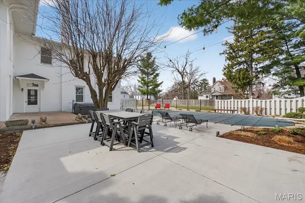 $620,000 | 720 Grove Street, Alton, IL 62002