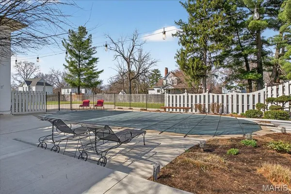 $620,000 | 720 Grove Street, Alton, IL 62002