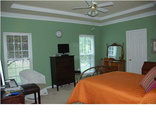 10423 Edgewater Road Louisville, KY 40223 - Photo 10 of 20 Additional Photo