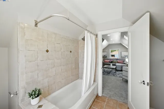 $1,095,000 | 3357 Jordan Road, Oakland, CA 94602