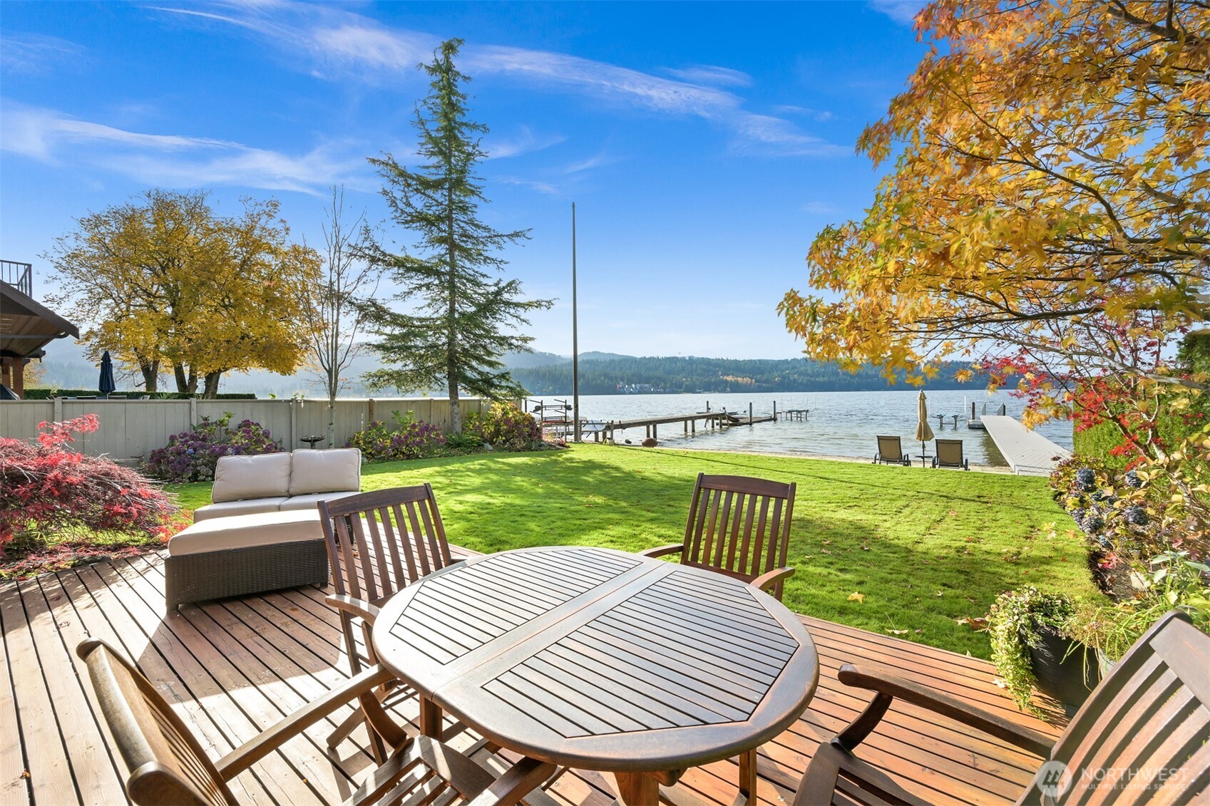 3187 North Shore Road Bellingham, WA 98226 - Photo 37 of 40 a view of a patio with a yard