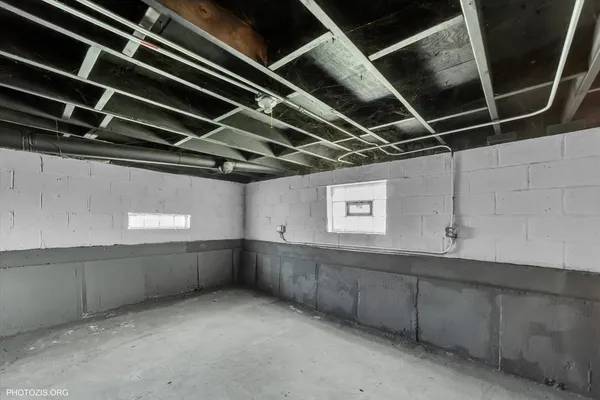 $249,999 | 10002 South Torrence Avenue, Chicago, IL 60617