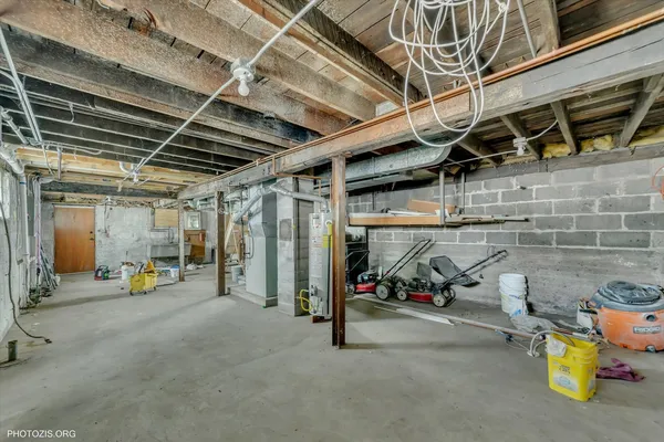 $249,999 | 10002 South Torrence Avenue, Chicago, IL 60617