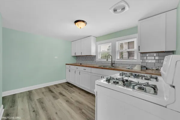 $249,999 | 10002 South Torrence Avenue, Chicago, IL 60617
