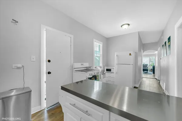 $249,999 | 10002 South Torrence Avenue, Chicago, IL 60617