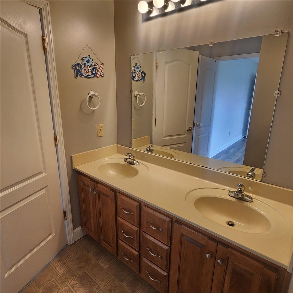 2404 Tyree Chapel Road Franklin, KY 42134 - Photo 27 of 55 Gallery Image 27