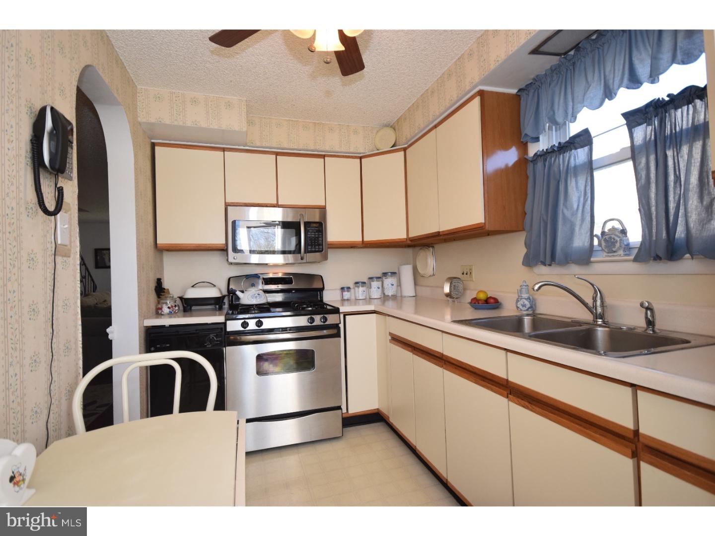 48 Hetzel Road Ridley Park, PA 19078 - Photo 8 of 20