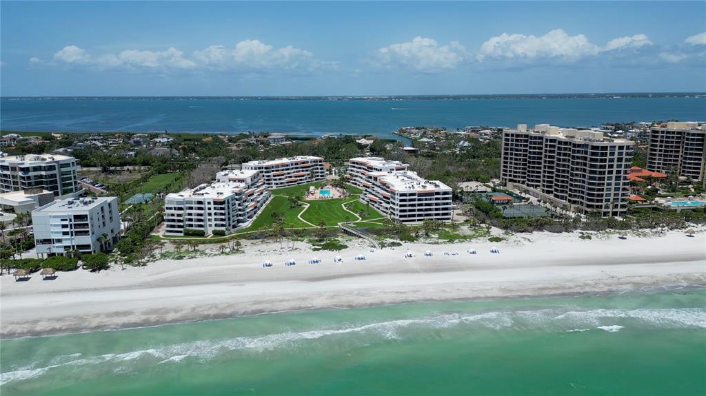 1425 Gulf Of Mexico Drive, Unit 408 Longboat Key, FL 34228 - Photo 2 of 45
