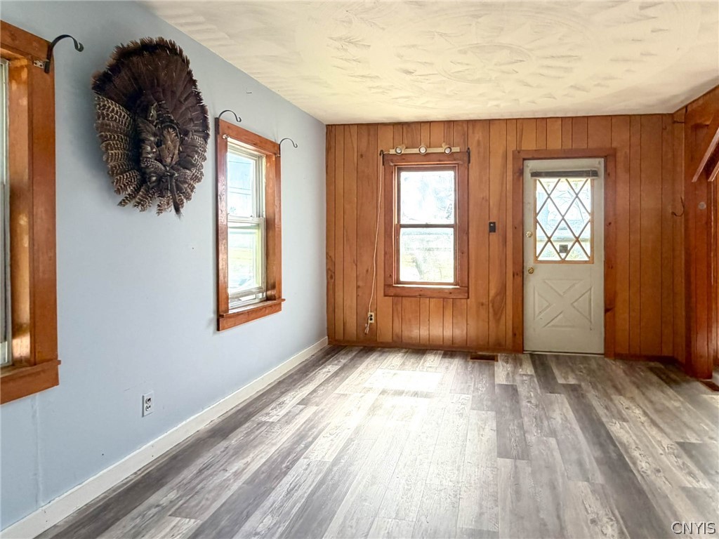 9481 Sessions Road New Hartford, NY 13456 - Photo 4 of 41 Gallery Image 4