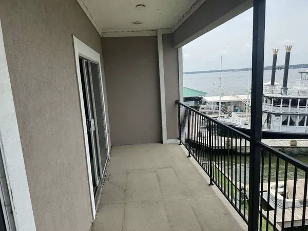 $244,999 | 7039 Kingston Cove Lane, Unit 303, Willis, TX 77318