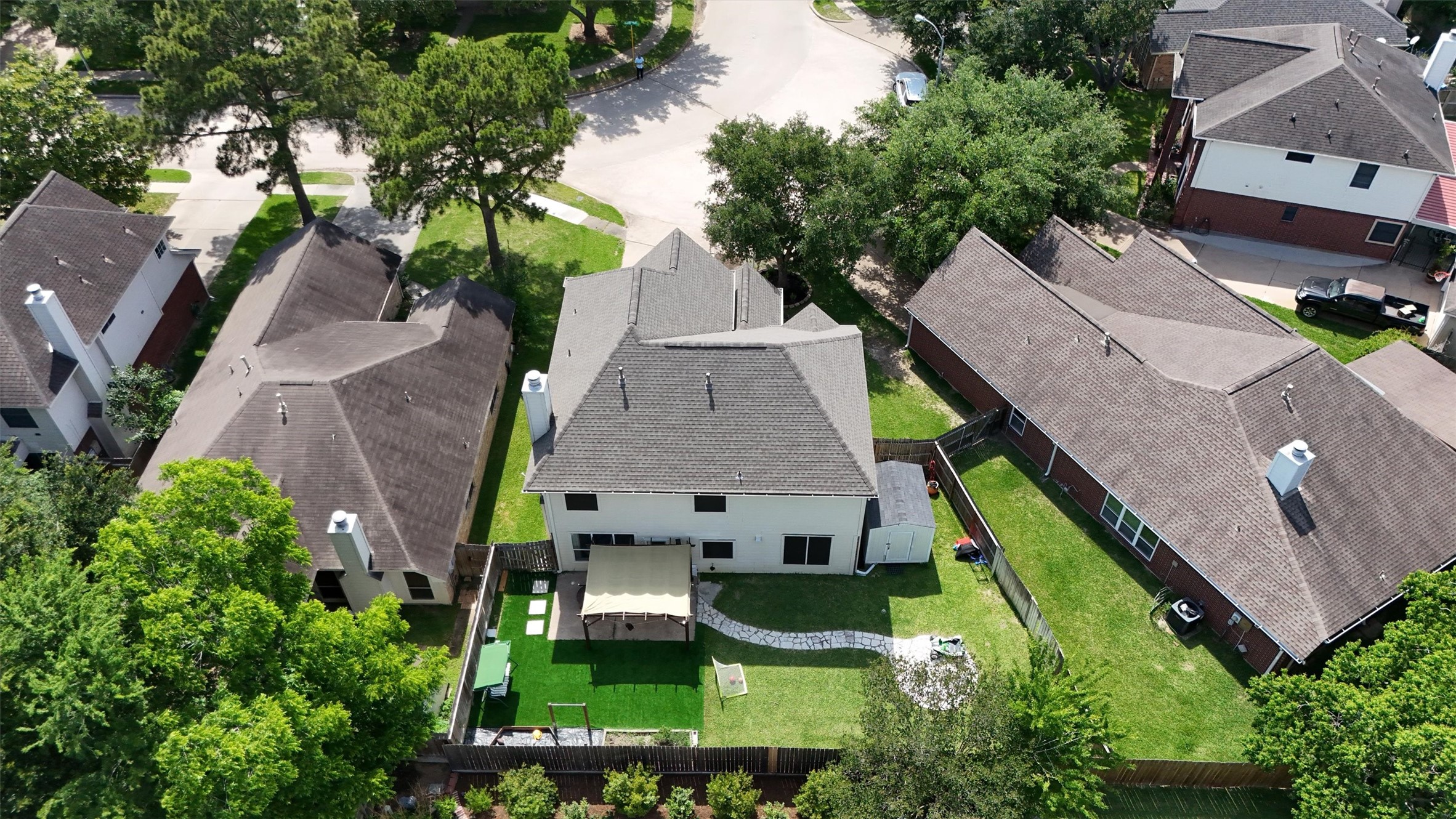 10054 Rio Bravo Road Houston, TX 77064 - Photo 6 of 41 Aerial Photo of the home
