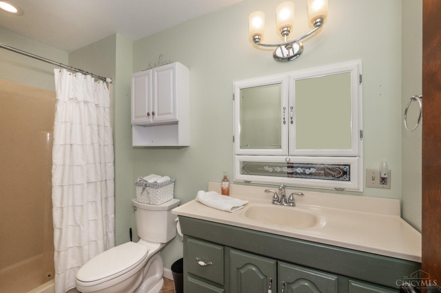 6344 Goshen Road Goshen, OH 45122 - Photo 16 of 39 Gallery Image 16