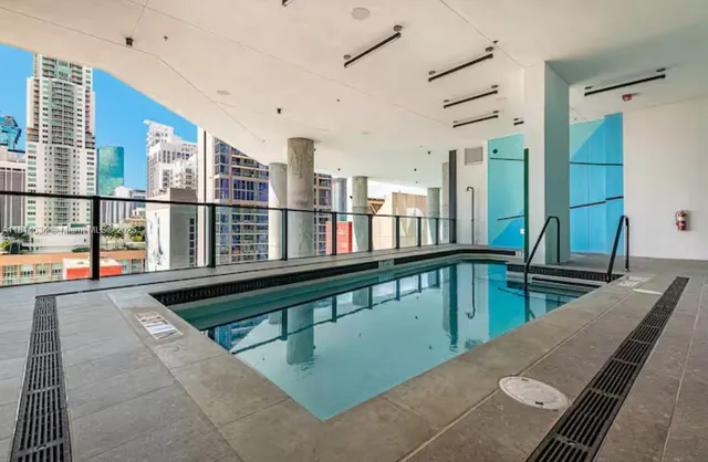 $8,000 | 398 Northeast 5th Street, Unit 1518, Miami, FL 33132