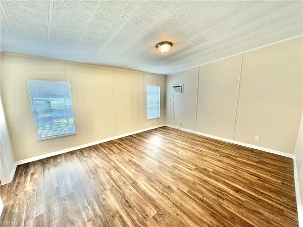 $1,895 | 1252 Henderson Creek Drive, Naples, FL 34114