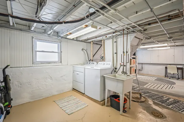 $399,900 | 3524 Raymond Avenue, Brookfield, IL 60513