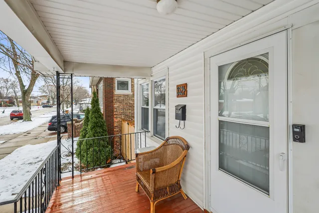 $399,900 | 3524 Raymond Avenue, Brookfield, IL 60513