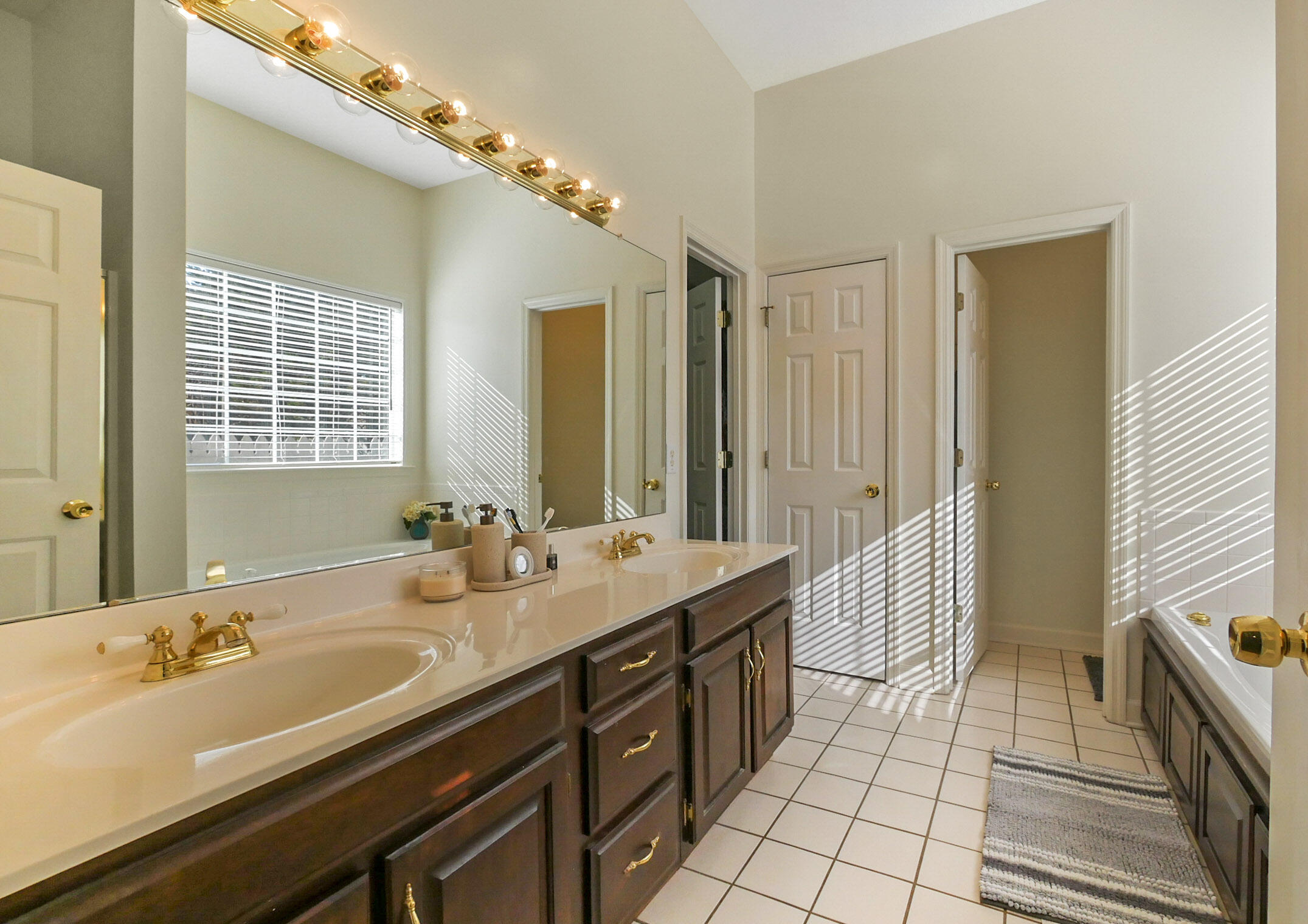 6823 Chiswick Drive Chattanooga, TN 37421 - Photo 19 of 36 12-P1700274