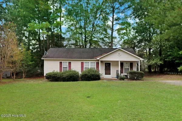 $225,000 | 150 Creekside Drive, Four Oaks, NC 27524