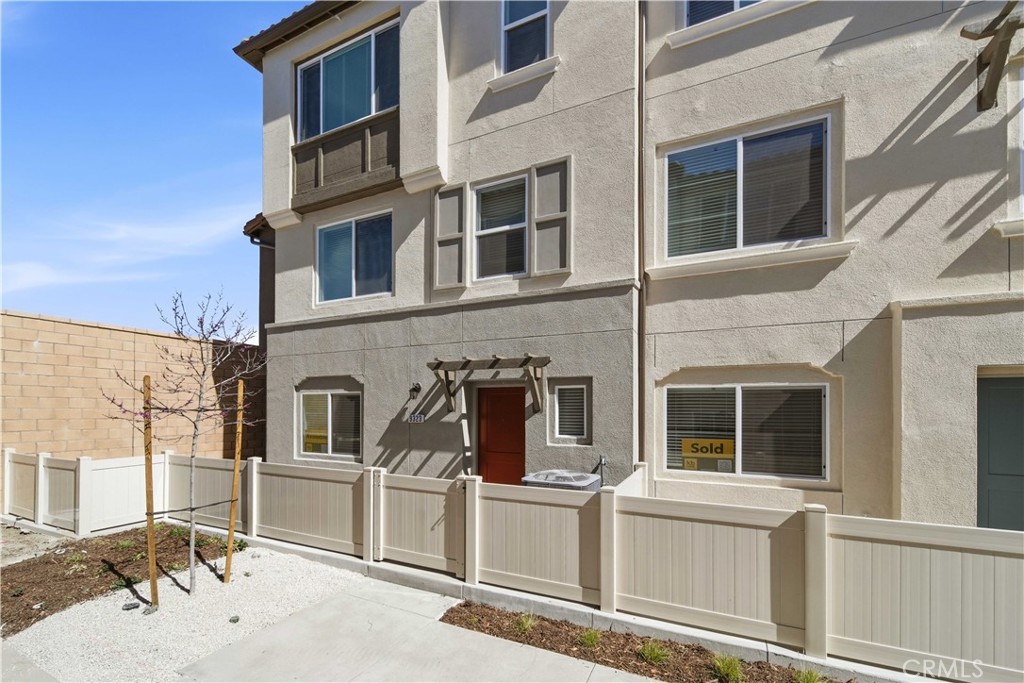 9323 Via Azul Pico Rivera, CA 90660 - Photo 2 of 28