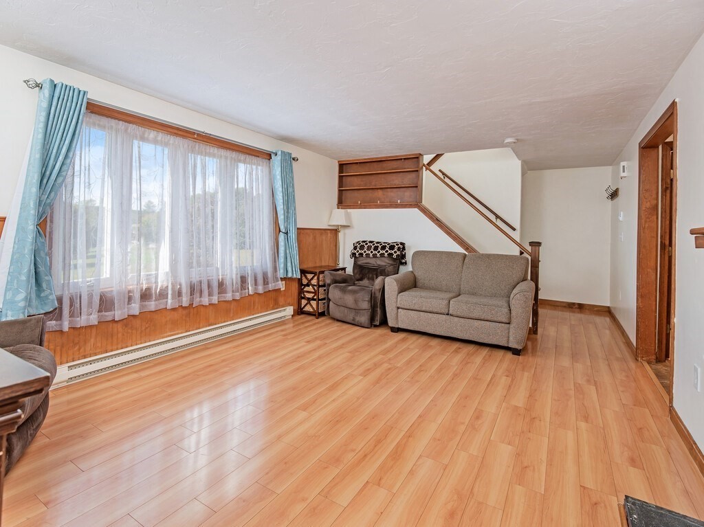 12 Plantation Road, Unit 12 Oxford, MA 01540 - Photo 13 of 35 Gallery Image 13
