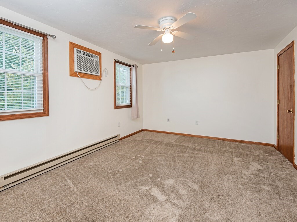 12 Plantation Road, Unit 12 Oxford, MA 01540 - Photo 18 of 35 Gallery Image 18