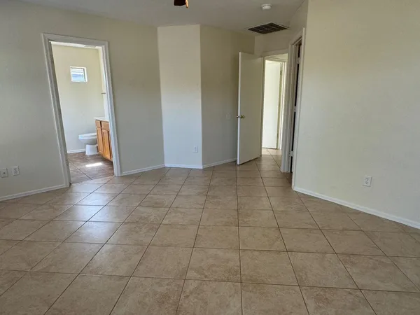 $1,995 | 1522 West Lynne Avenue, Phoenix, AZ 85041