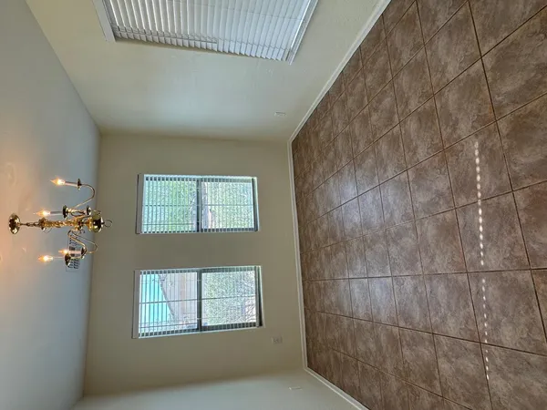 $1,995 | 1522 West Lynne Avenue, Phoenix, AZ 85041