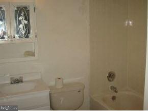 6 B Walnut Road Manahawkin, NJ 08050 - Photo 5 of 7 Gallery Image 5