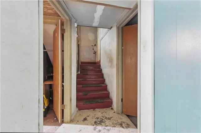 $689,950 | 5334 Oak Street, Kansas City, MO 64112