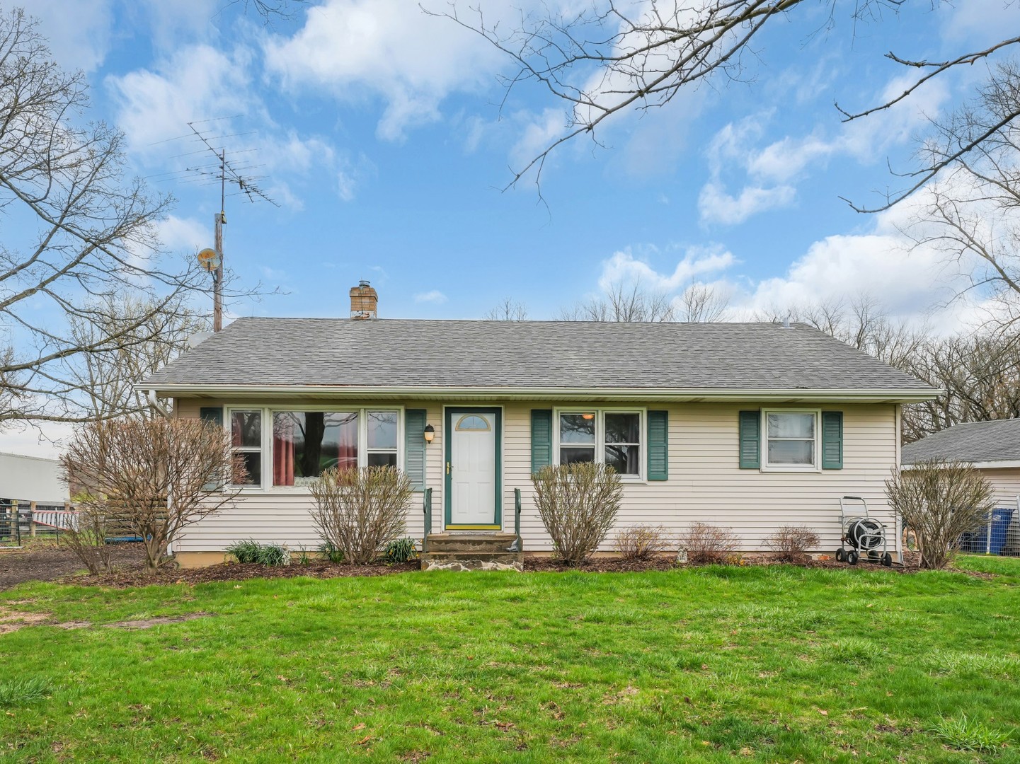 12216 Pleasant Valley Road Woodstock, IL 60098 - Photo 19 of 50