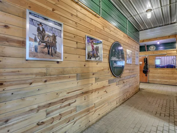 $799,000 | 12216 Pleasant Valley Road, Woodstock, IL 60098